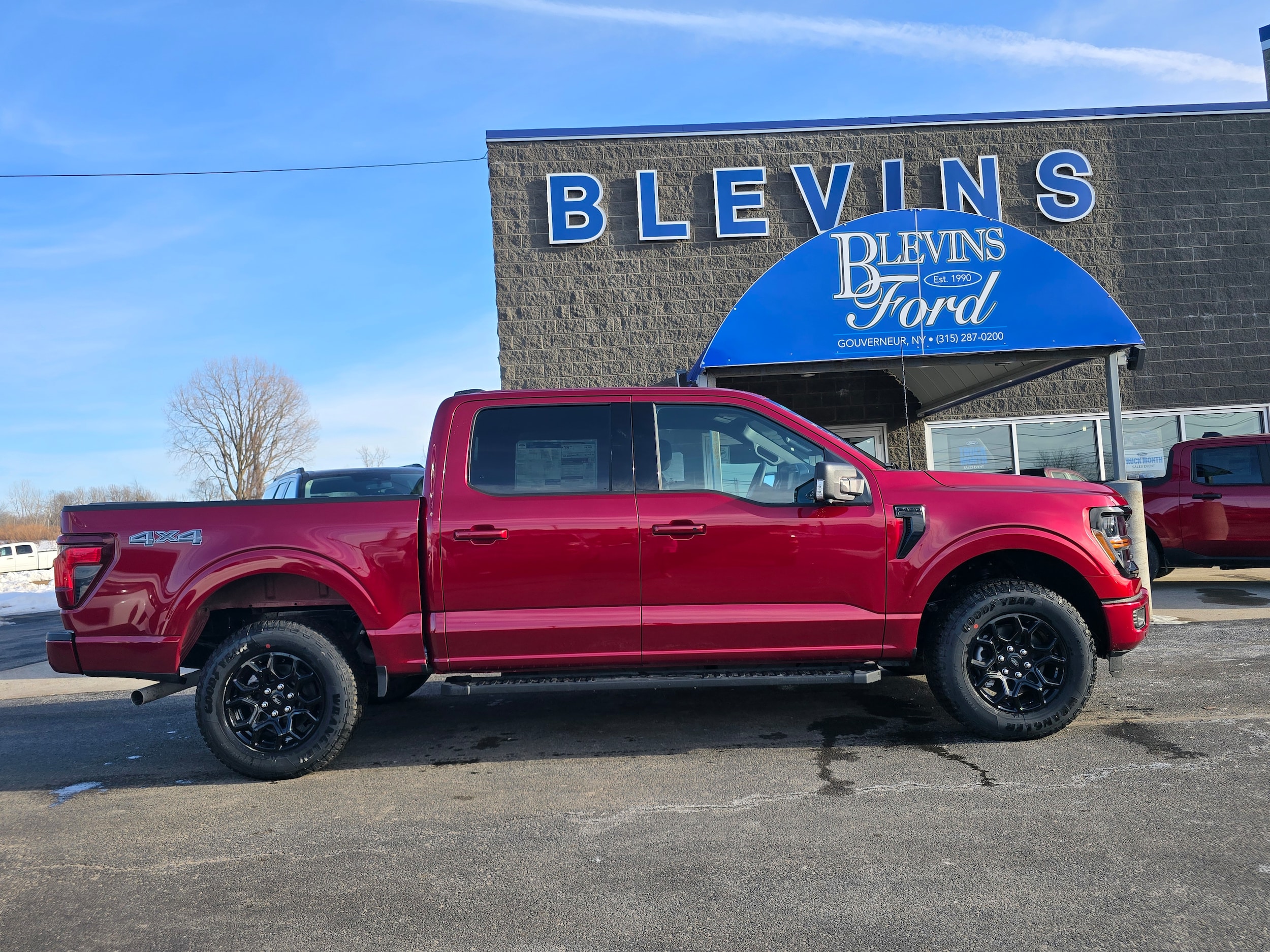2026 Ford F-150 XLT - Photo 2
