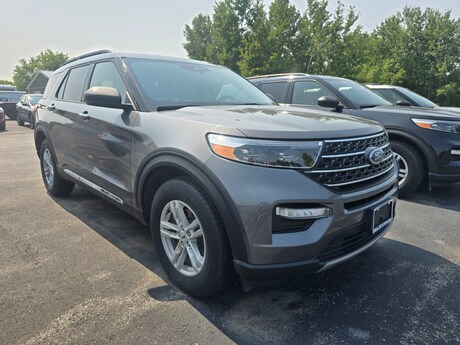 2022 Ford Explorer XLT SUV
