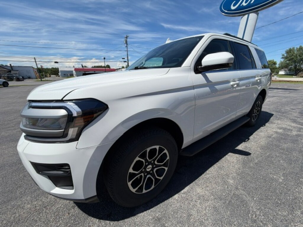 Used 2024 Ford Expedition XLT SUV