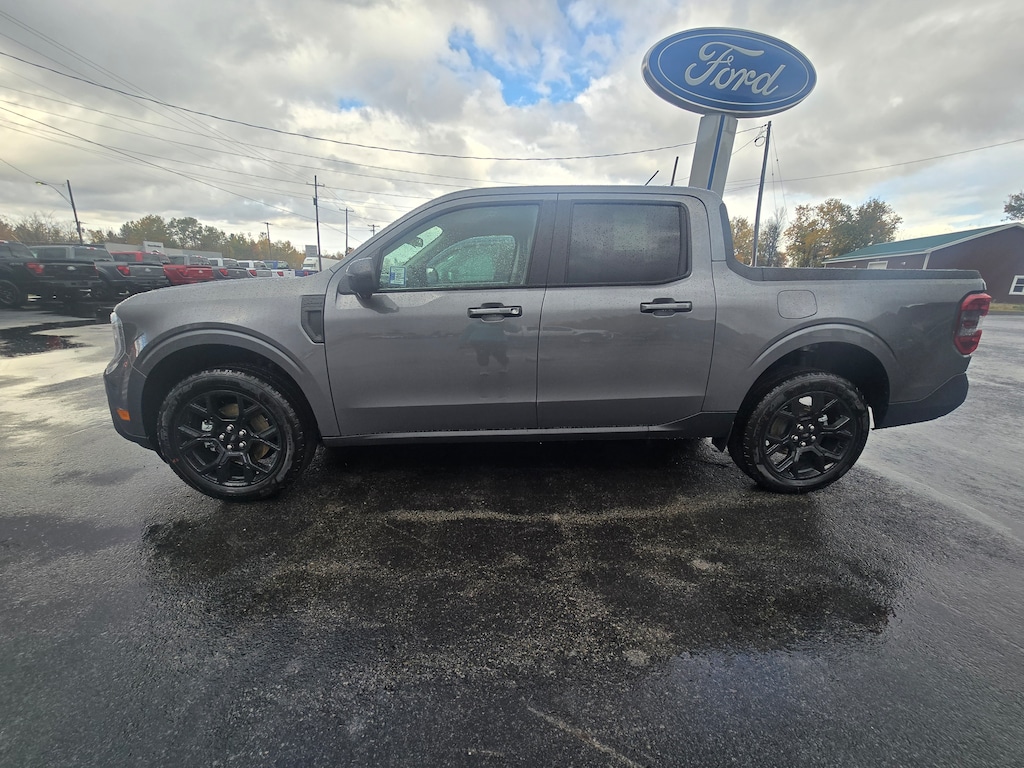 New 2025 Ford Maverick Lariat TRUCK