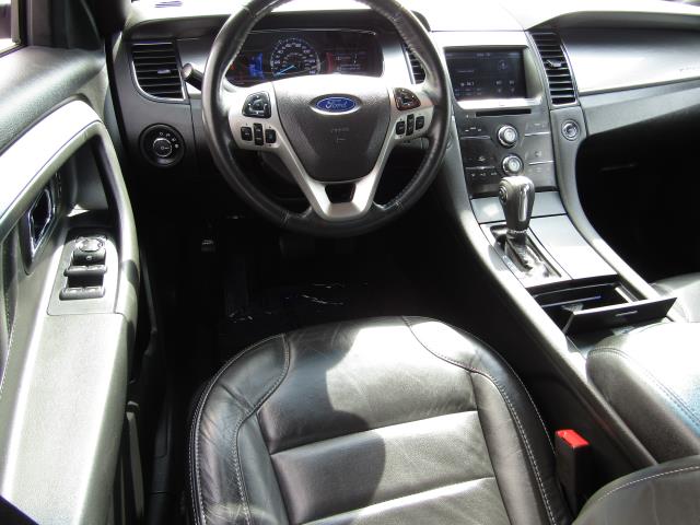 Used 2013 Ford Taurus SEL with VIN 1FAHP2E84DG181020 for sale in Chippewa Falls, WI