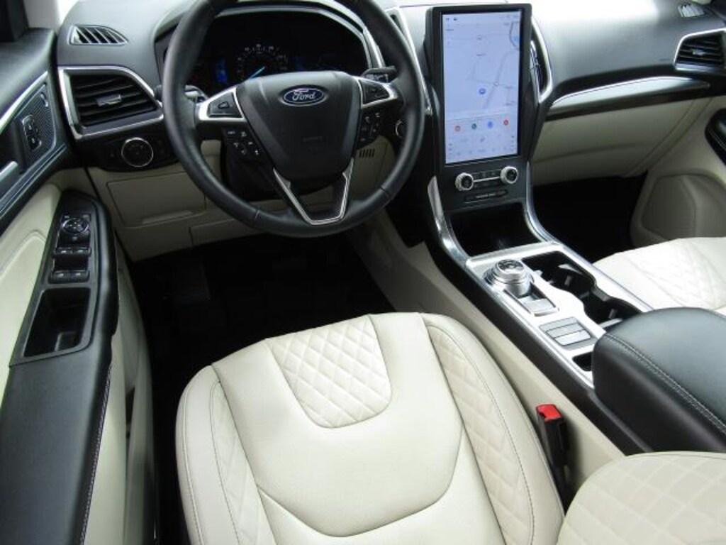 Used 2024 Ford Edge Titanium LUX 301A 5DR 2.0tbo/A8 AWD Titanium LUX 301A SUV