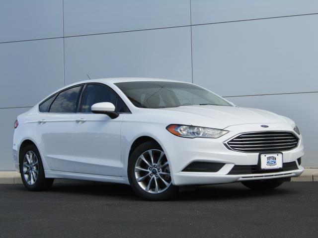 2017 Ford Fusion's photo