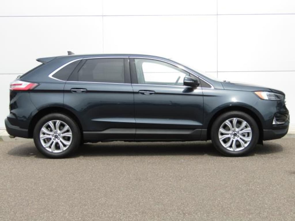 Used 2024 Ford Edge Titanium LUX 301A 5DR 2.0tbo/A8 AWD Titanium LUX 301A SUV