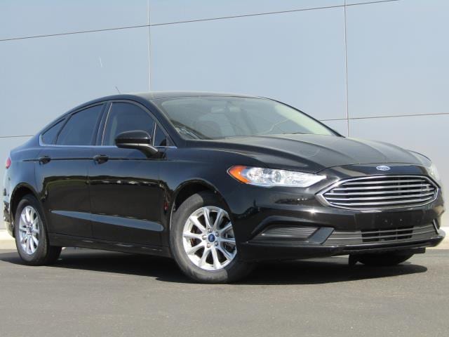2018 Ford Fusion S FWD's photo