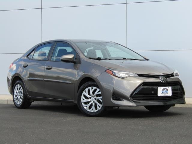 2018 Toyota Corolla LE AT's photo