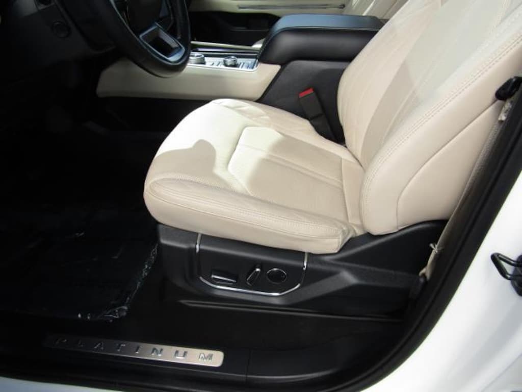Used 2024 Ford Expedition MAX Platinum 5DR 3.5tbo/A10 4WD Platinum