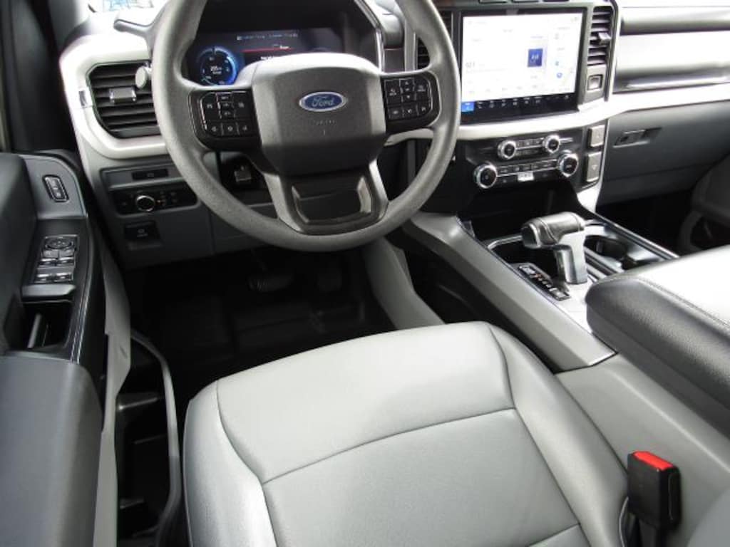 Used 2022 Ford F-150 Lightning PRO Crew 131kWh/A1 4X4 PRO