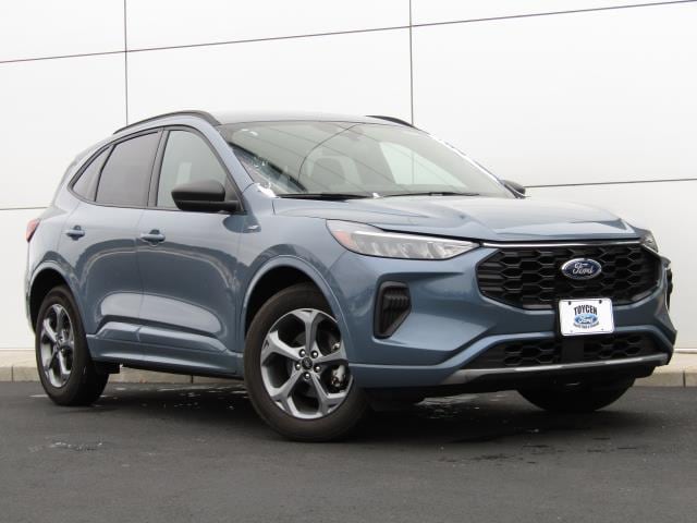 2023 Ford Escape ST-Line's photo