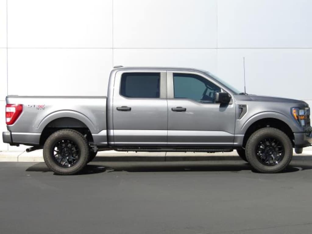 Used 2023 Ford F-150 XL STX Appearance Crew SB 5.0/A10 4X4 XL STX Appearance