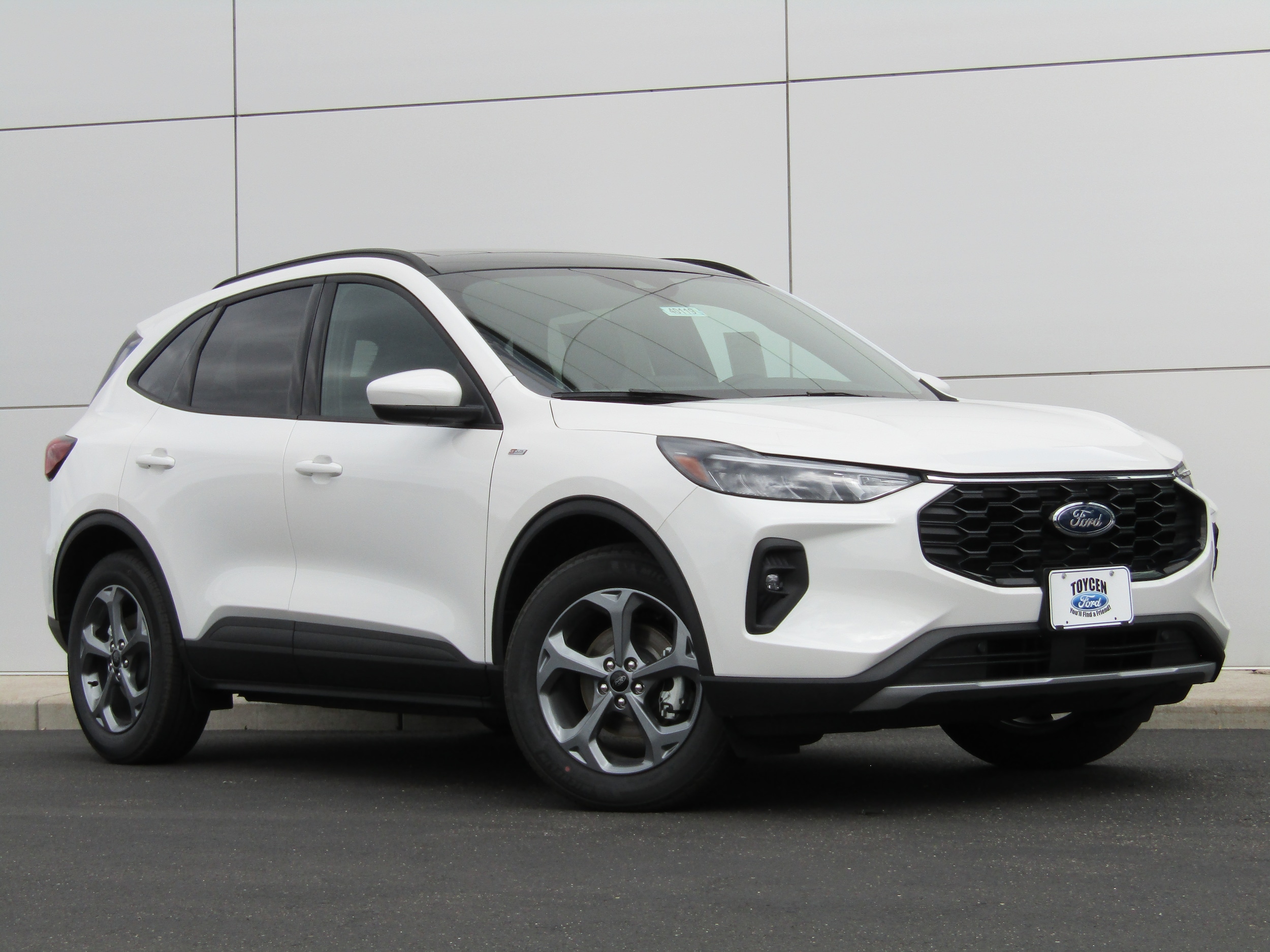 2026 Ford Escape ST-Line Select AWD's photo
