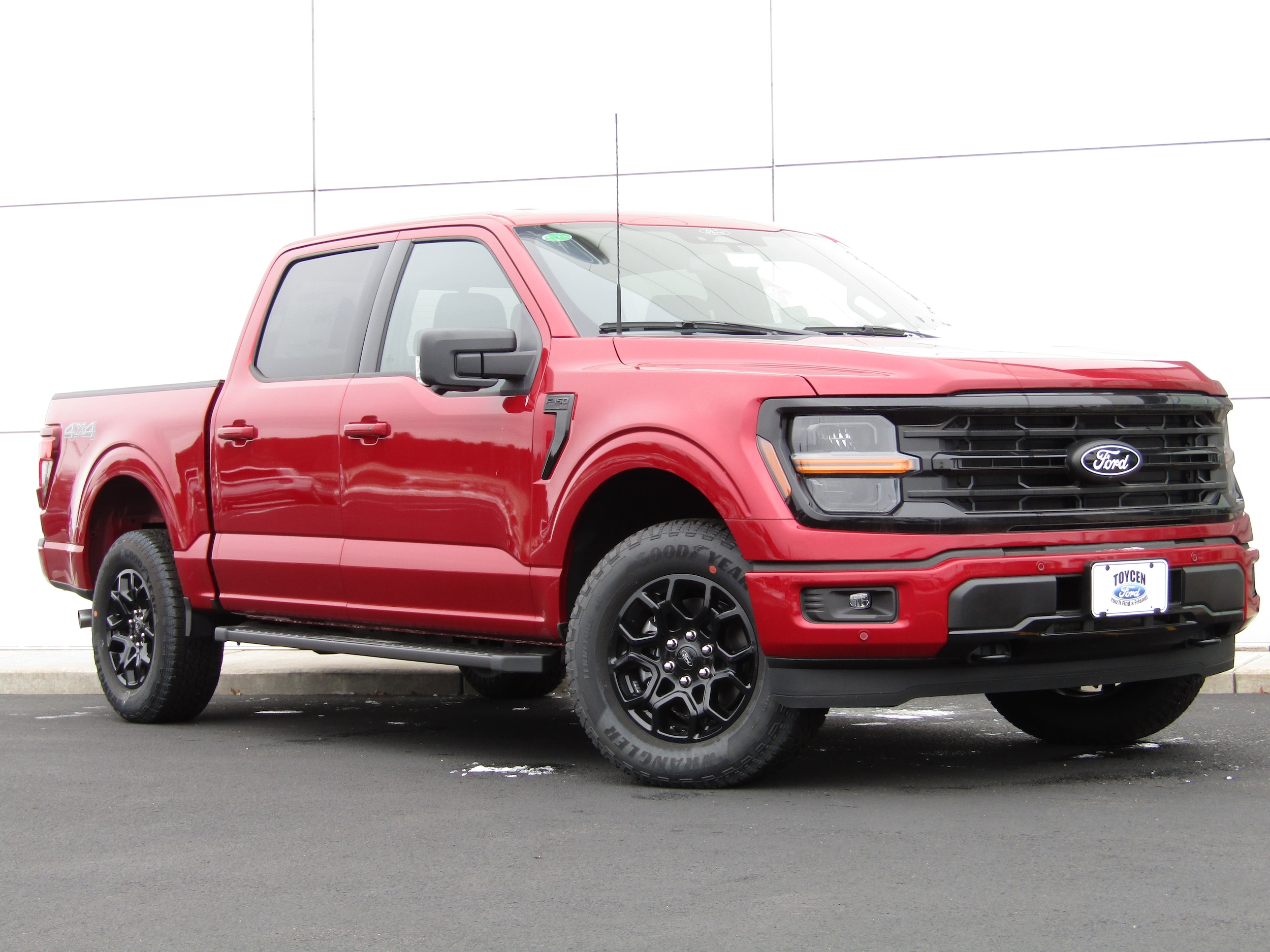 2025 Ford F-150 XLT's photo