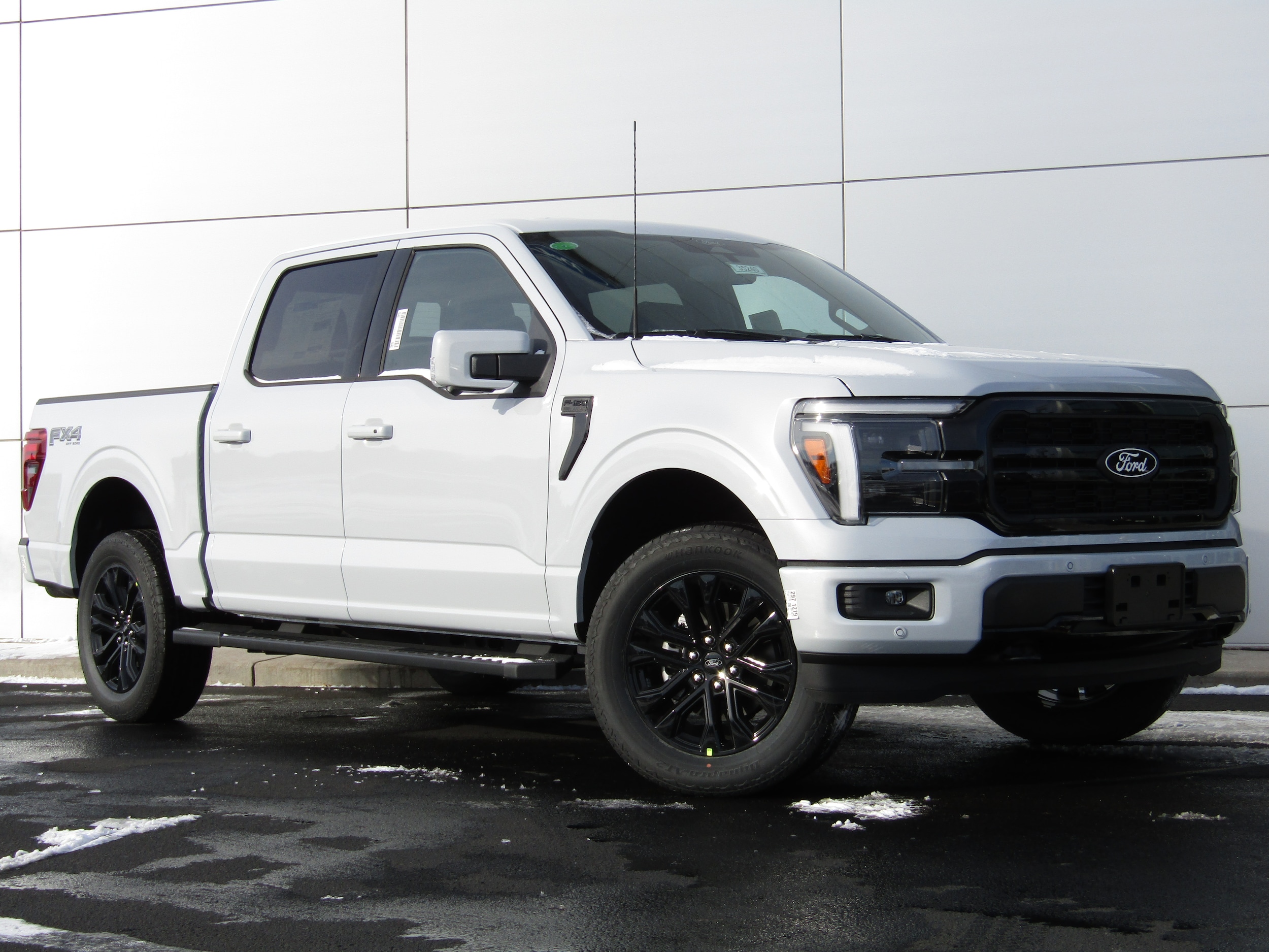 2025 Ford F-150 Lariat's photo