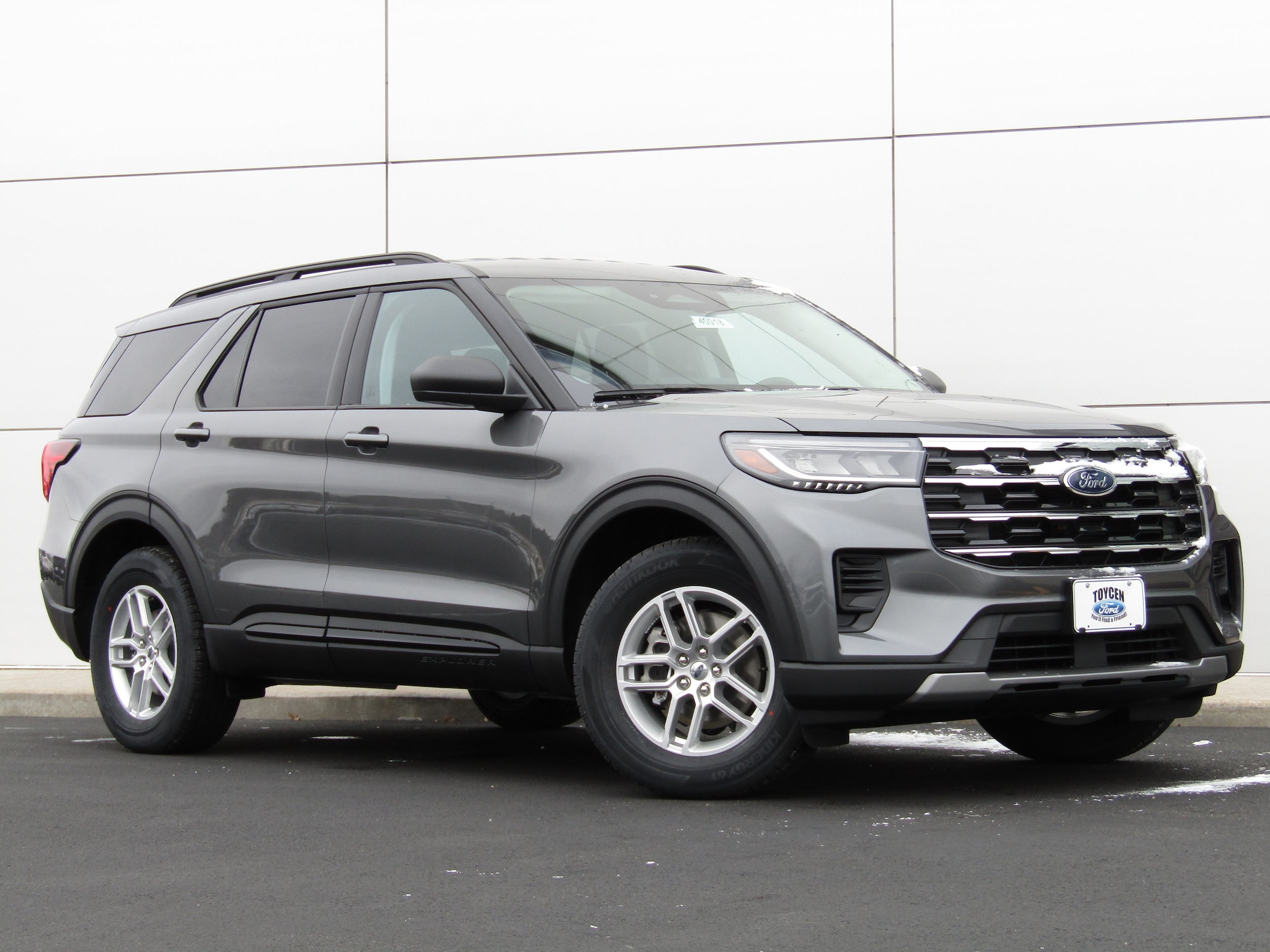 2026 Ford Explorer Active's photo