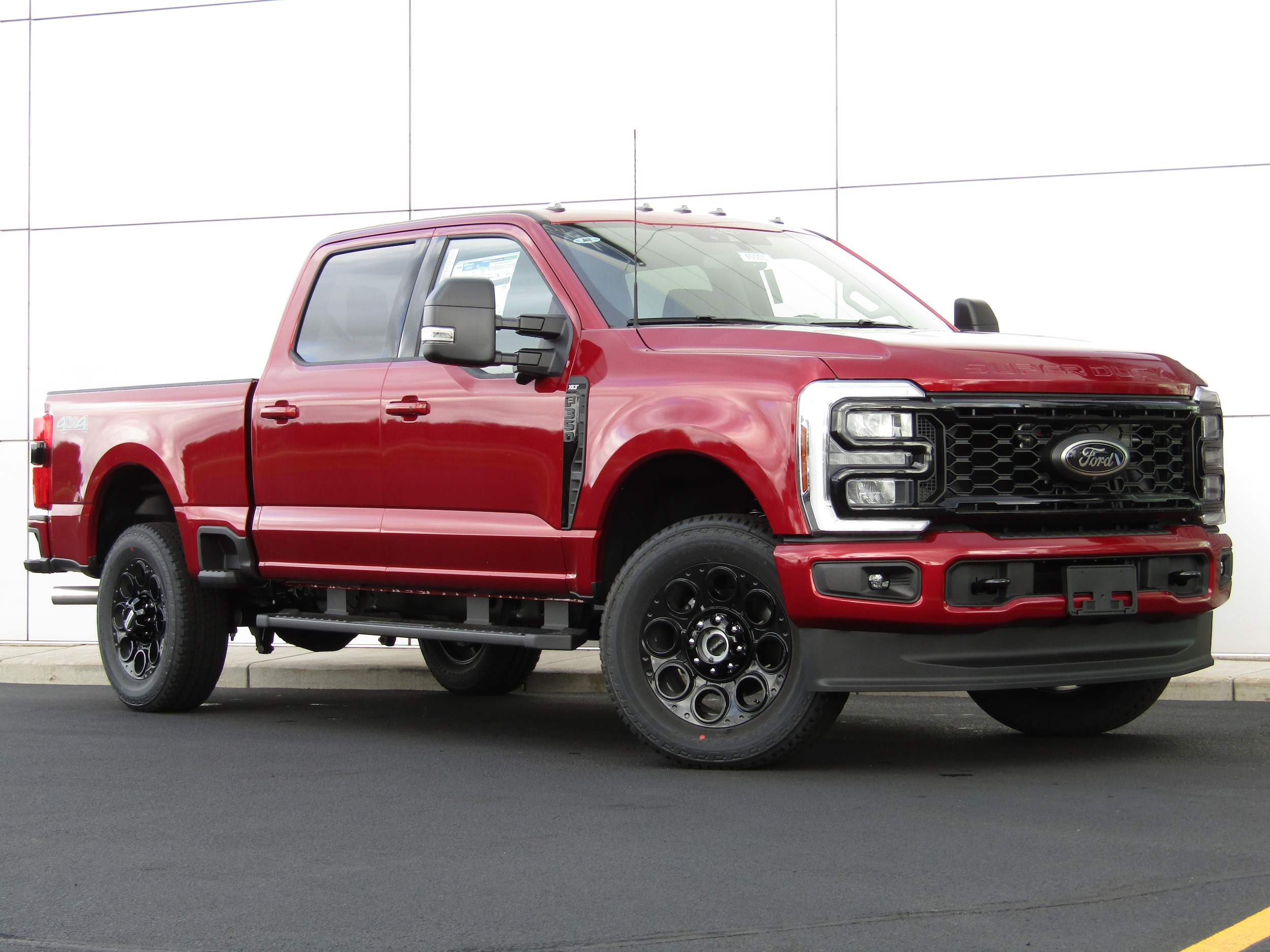 2026 Ford F-350 Super Duty XLT's photo
