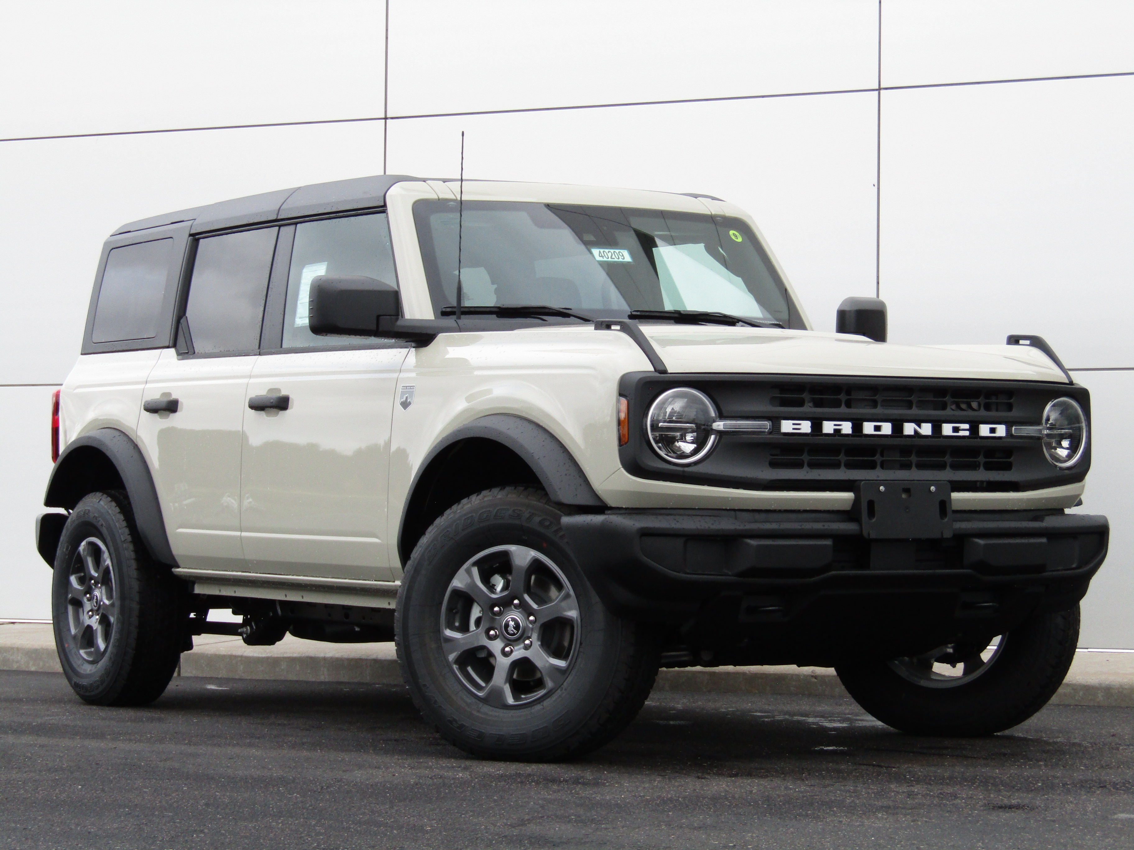 2026 Ford Bronco 4-Door