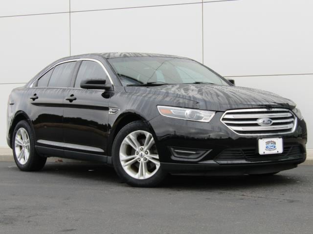 2018 Ford Taurus SEL
