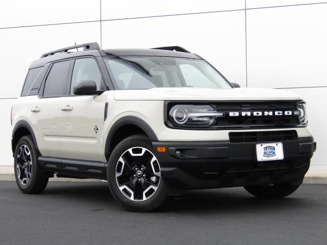 2024 Ford Bronco Sport Outer Banks's photo