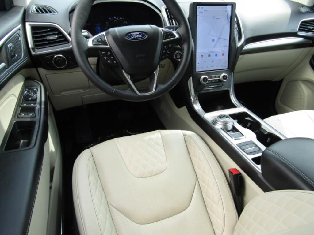 Used 2024 Ford Edge Titanium LUX 301A 5DR 2.0tbo/A8 AWD Titanium LUX 301A SUV