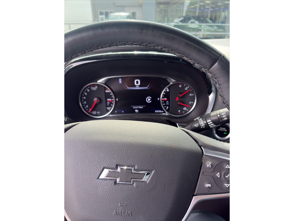 2023 Chevrolet Traverse AWD Premier's photo