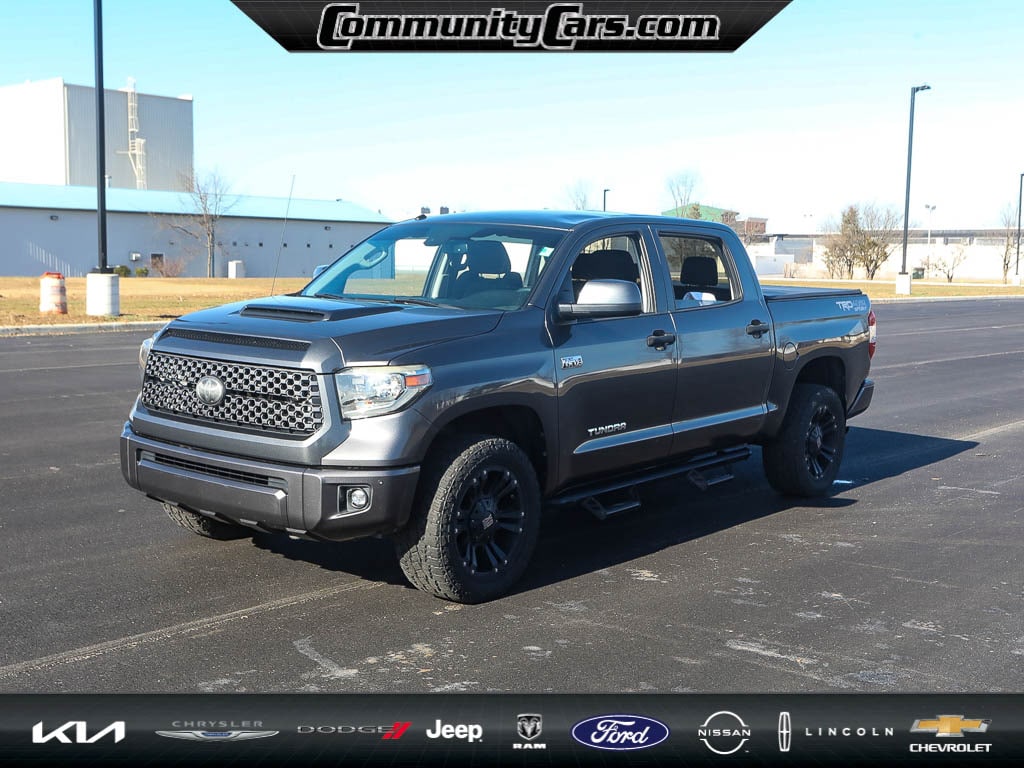 2018 Toyota Tundra SR5's photo