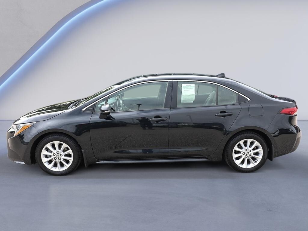 Used 2021 Toyota Corolla XLE Sedan