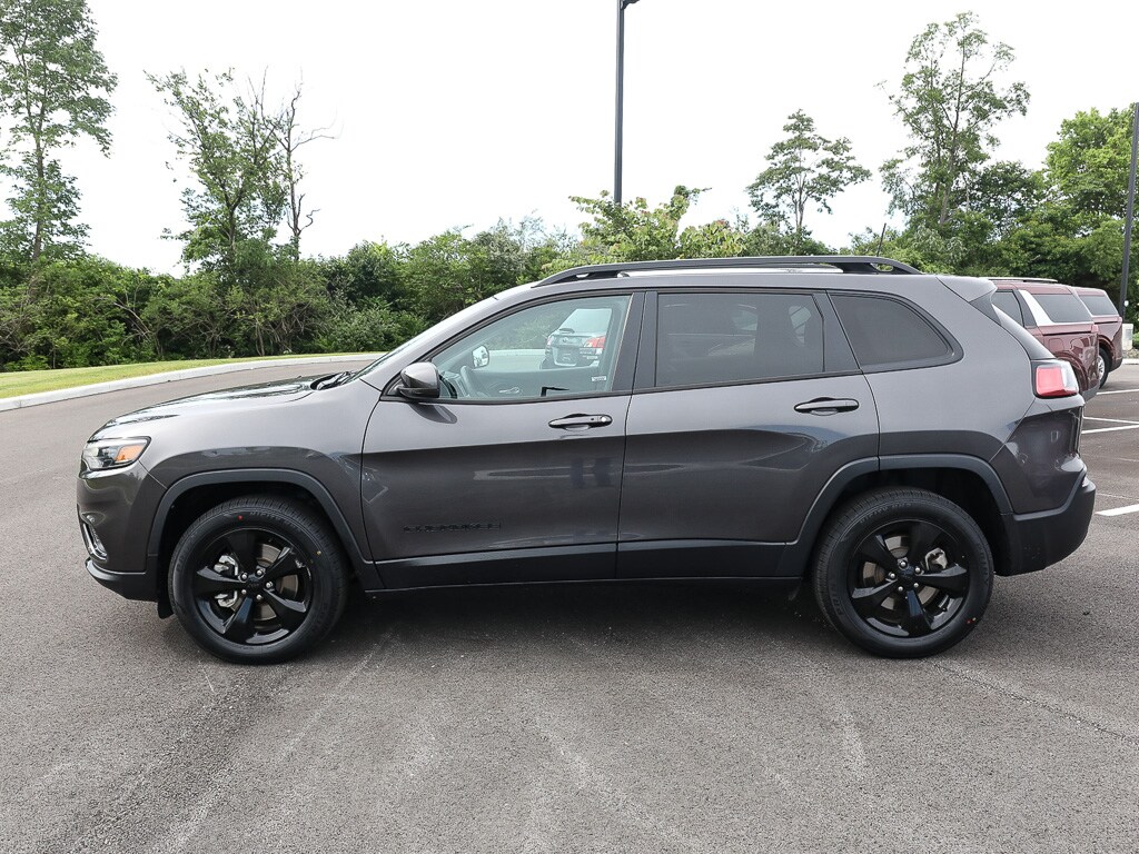Used 2021 Jeep Cherokee Altitude Sport Utility