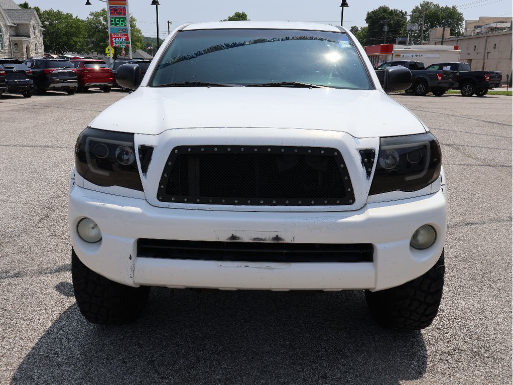 Used 2009 Toyota Tacoma PreRunner with VIN 3TMJU62N29M074454 for sale in Bloomington, IN