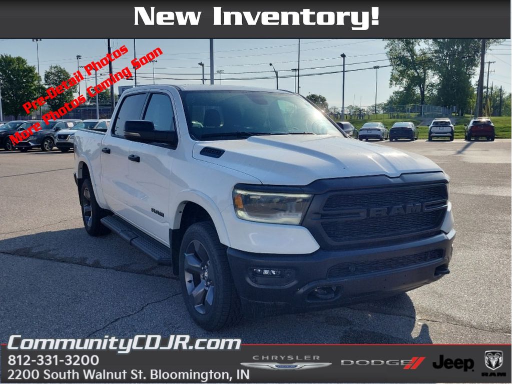 2023 RAM 1500 Big Horn/Lone Star 4x4 Crew Cab 5'7's photo