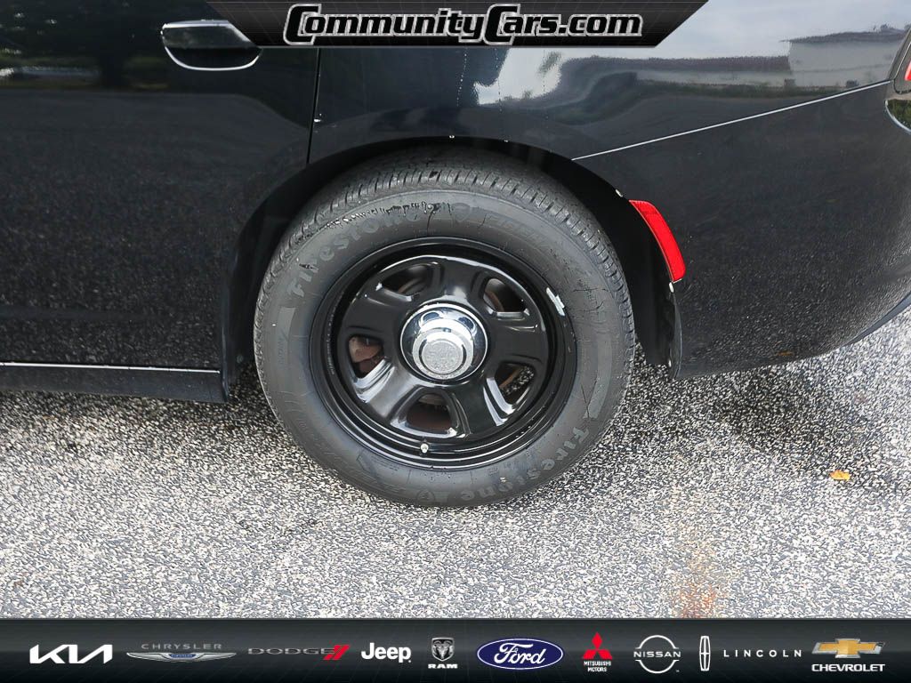 2015 Dodge Charger photo 4