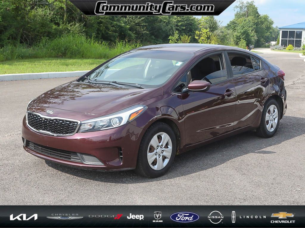 2018 Kia Forte LX Base photo 2