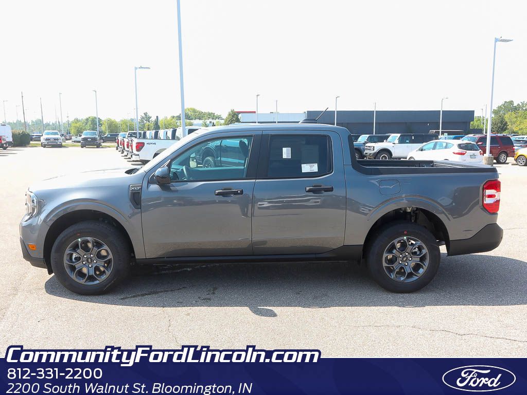 2025 Ford Maverick XLT photo 3