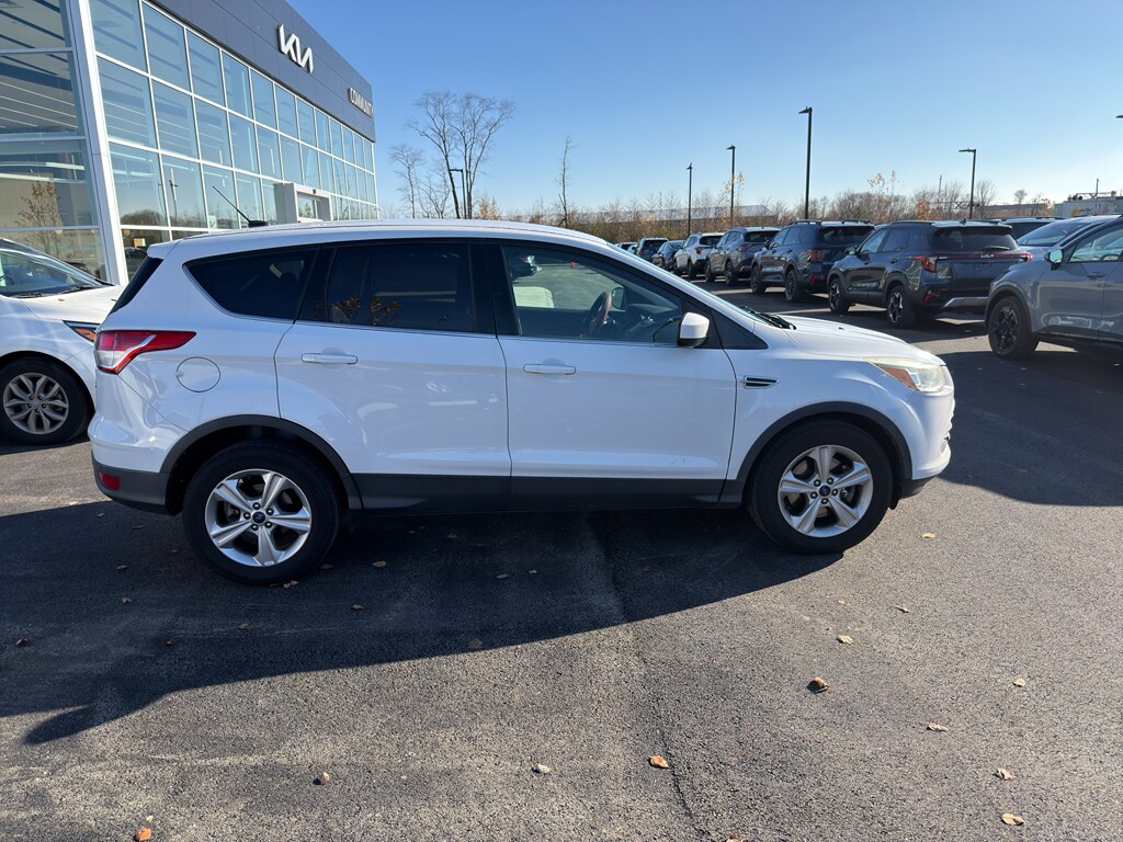 2014 Ford Escape SE photo 3