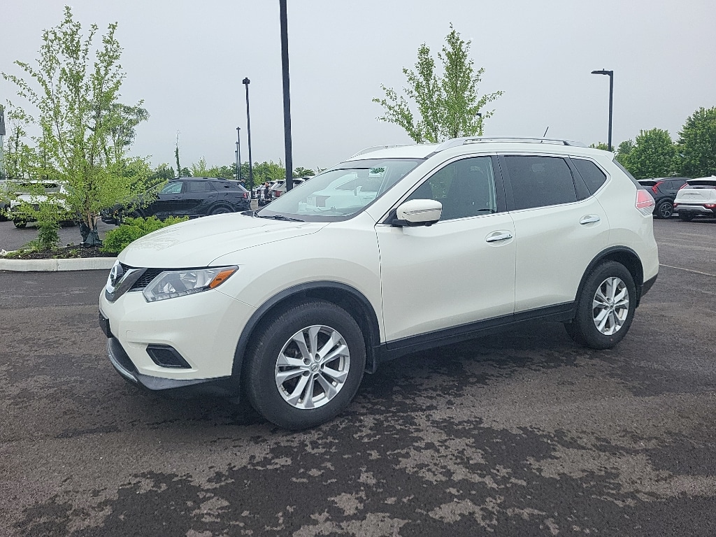 2015 Nissan Rogue's photo