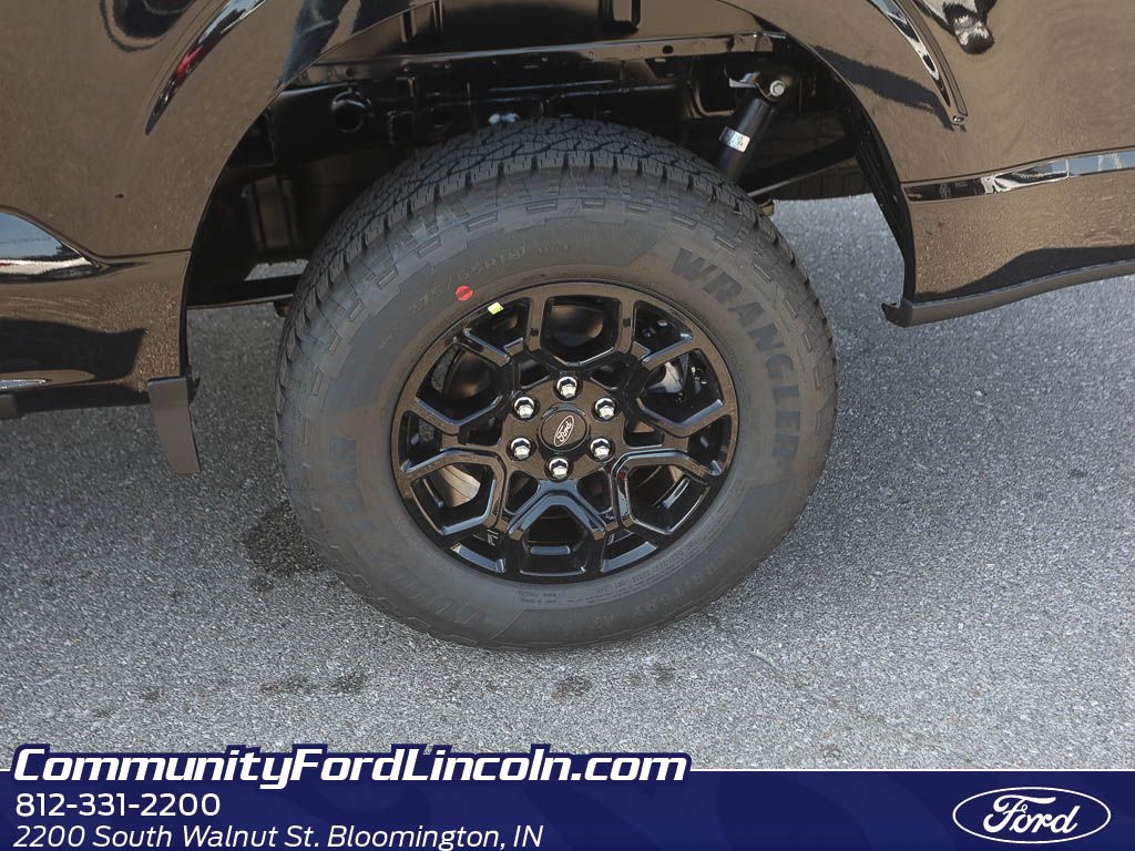 2025 Ford F-150 STX photo 4