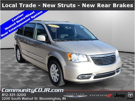 2015 Chrysler Town & Country Touring Passenger Van