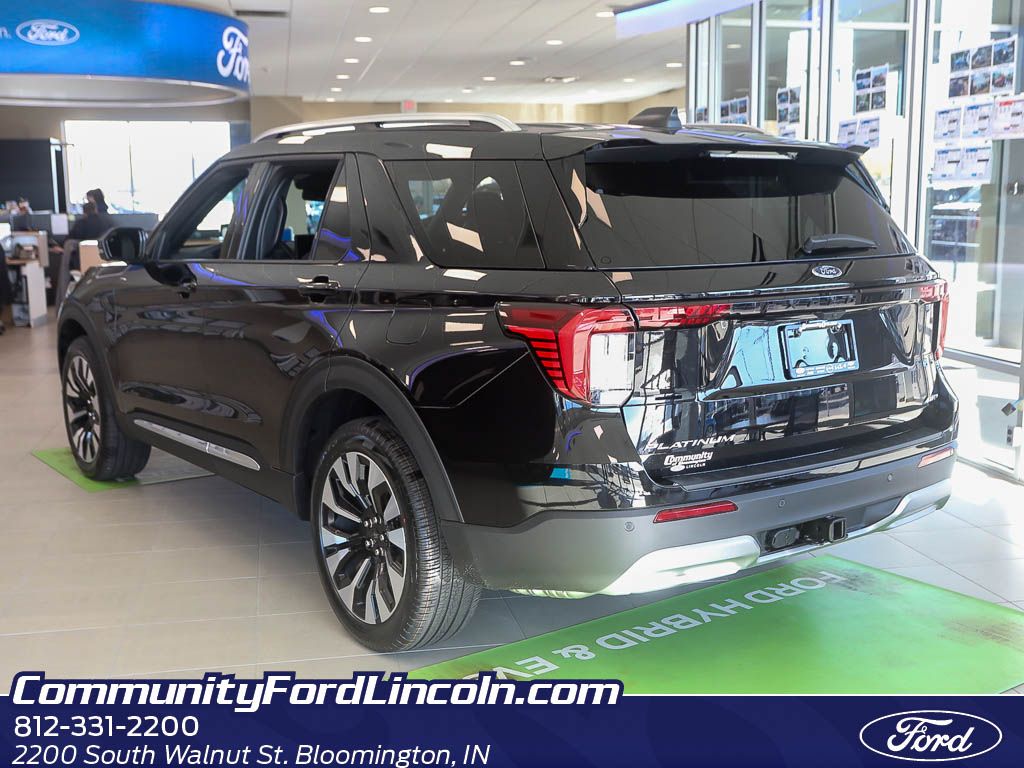 2026 Ford Explorer Platinum photo 4