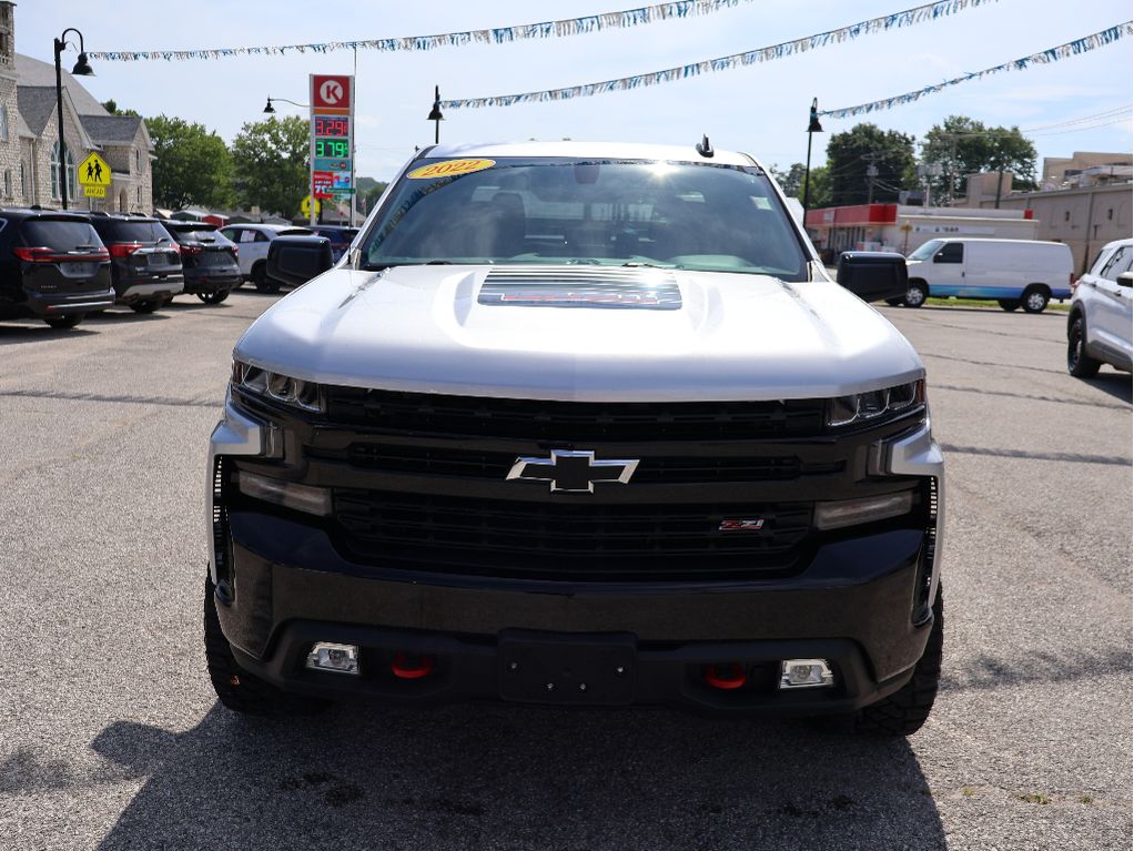 Used 2022 Chevrolet Silverado 1500 Limited LT Trail Boss with VIN 3GCUYFET3NG194591 for sale in Bloomington, IN