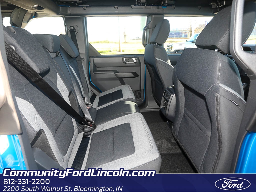 2025 Ford Bronco 4-Door Base - Photo 19