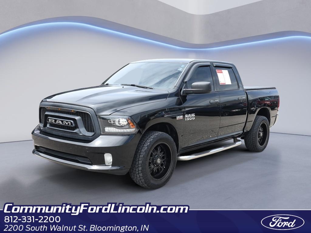 2015 RAM 1500 Express 4x4 Crew Cab's photo