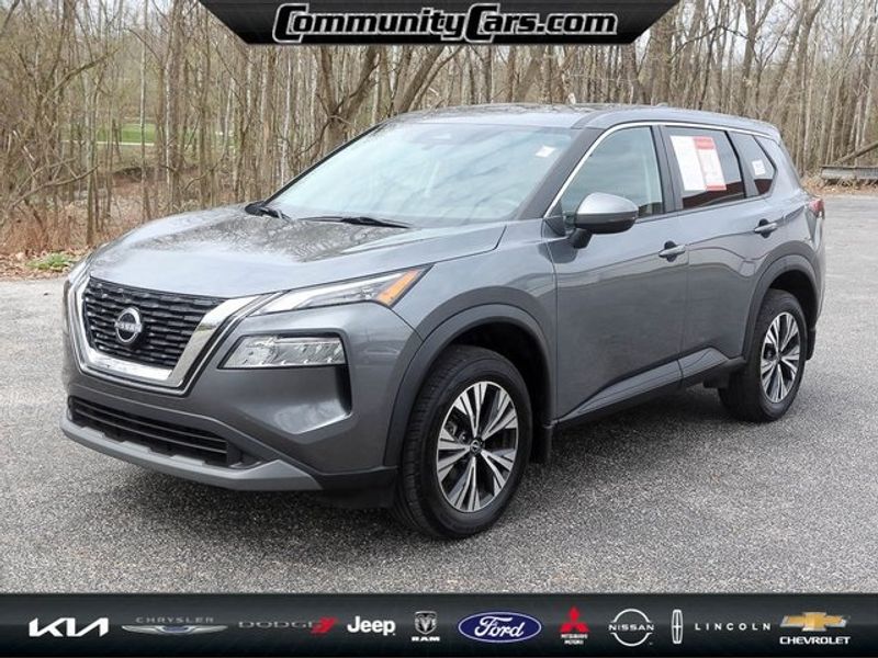 Used 2022 Nissan Rogue SV with VIN 5N1BT3BB0NC680533 for sale in Bloomington, IN