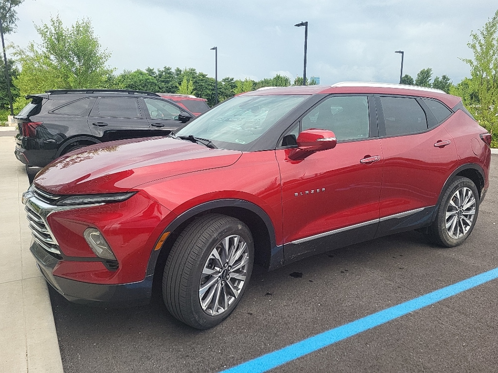 2024 Chevrolet Blazer 2.0T Premier FWD's photo