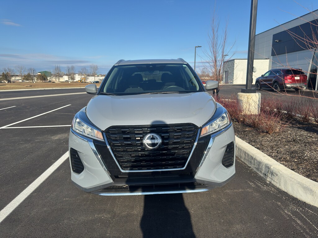 Used 2023 Nissan Kicks Hatchback