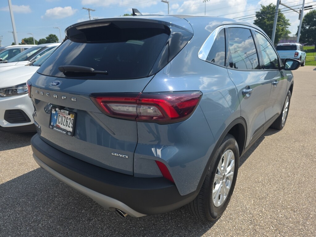 Used 2024 Ford Escape Active Wagon