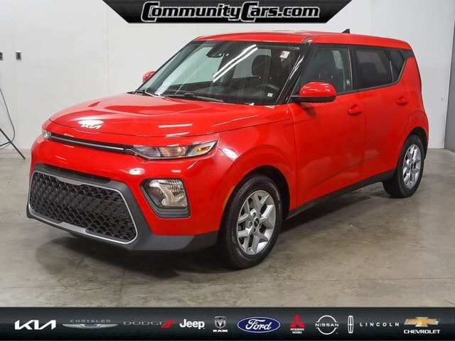 Used 2022 Kia Soul LX with VIN KNDJ23AU7N7156021 for sale in Bloomington, IN