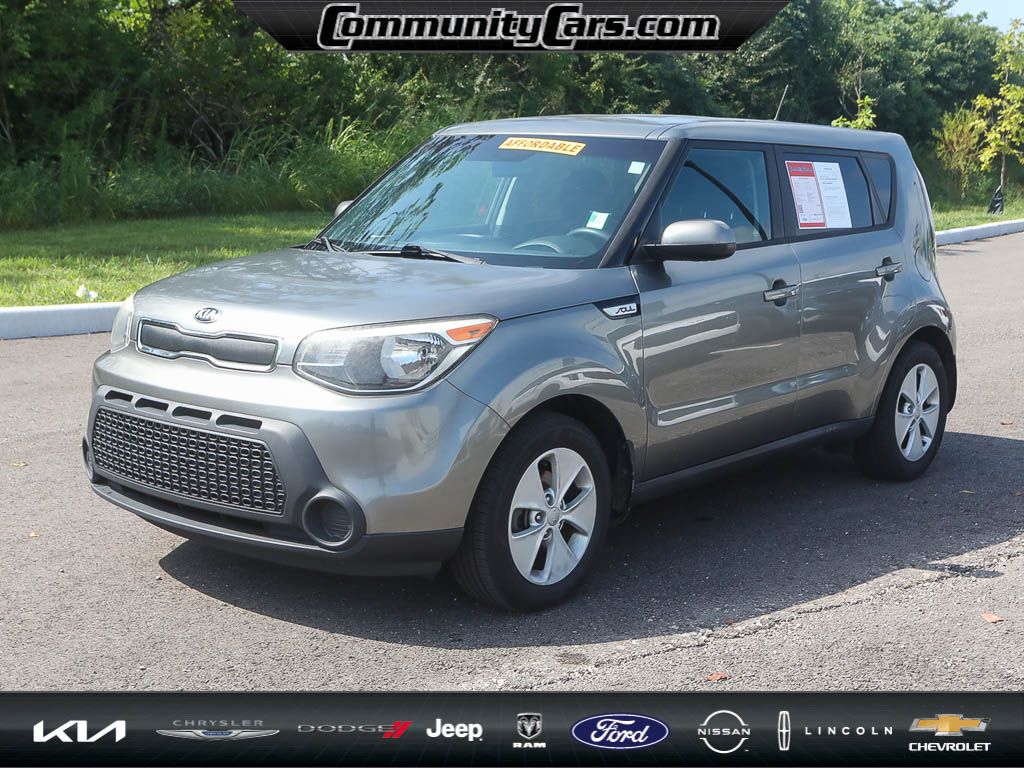 Used 2016 Kia Soul Base with VIN KNDJN2A2XG7299533 for sale in Bloomington, IN