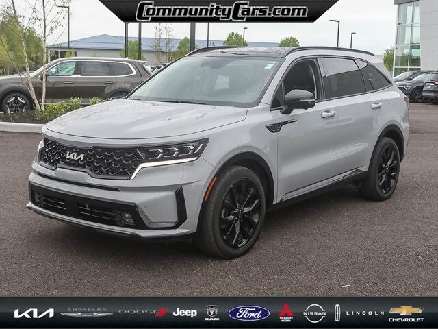 Used 2022 Kia Sorento SX Prestige with VIN 5XYRK4LF4NG100287 for sale in Bloomington, IN