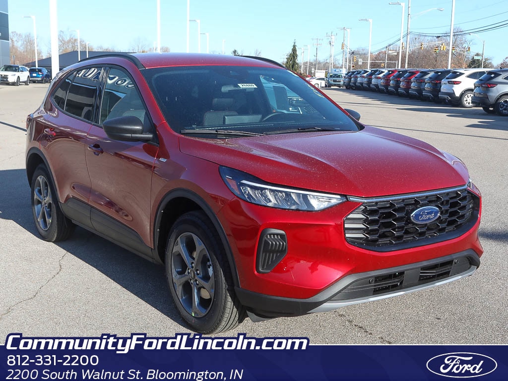 2026 Ford Escape ST-Line's photo