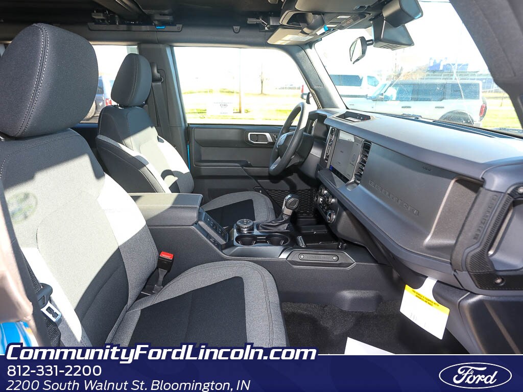 2025 Ford Bronco 4-Door Base - Photo 18