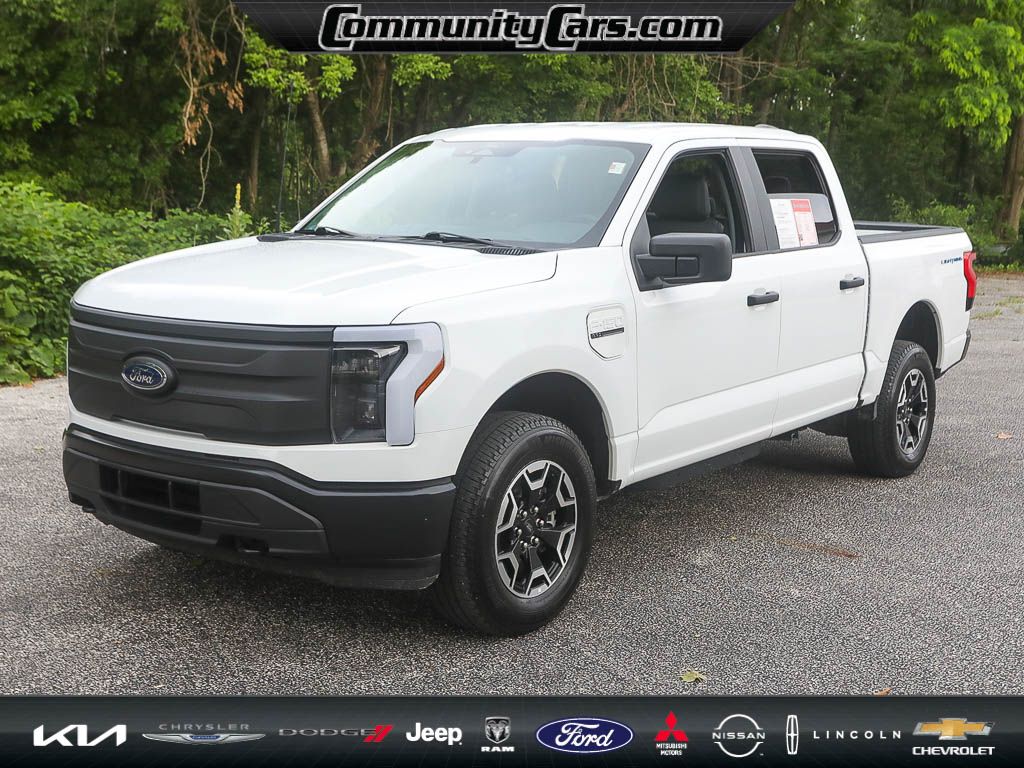 Used 2022 Ford F-150 Lightning Pro with VIN 1FTVW1EL1NWG12662 for sale in Bloomington, IN